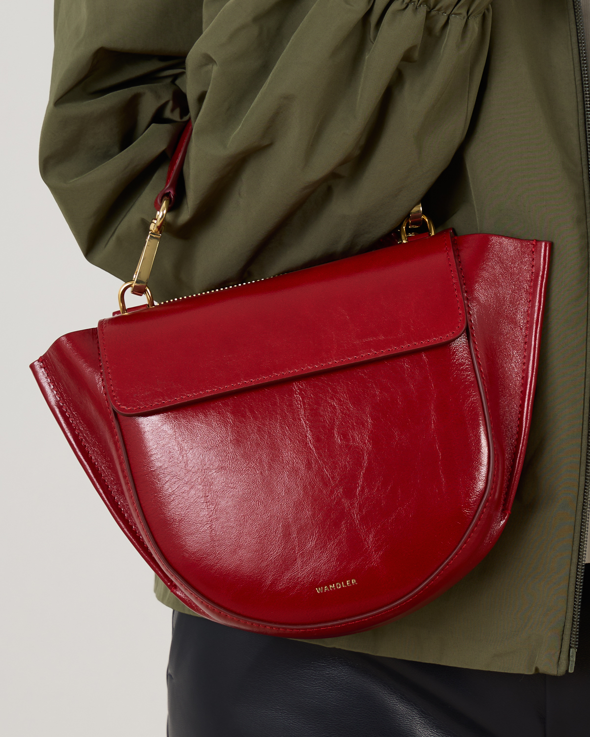 Voorbeeld trend 5: kleurrijke tas
