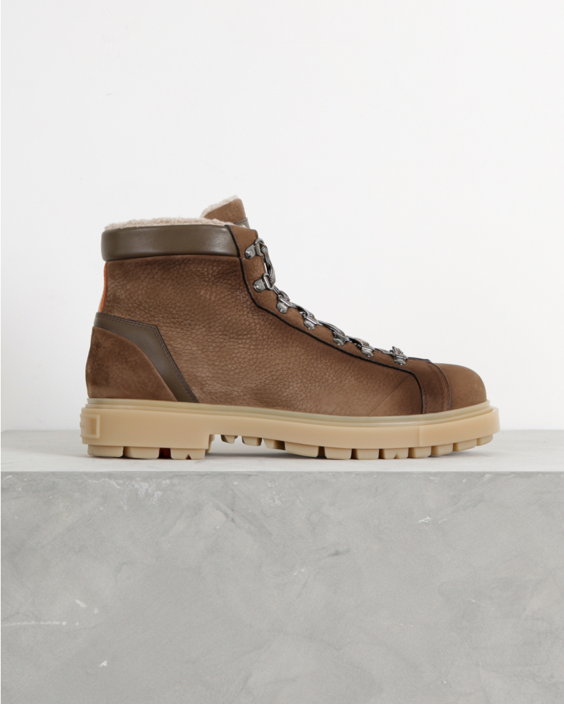 Farah Boots Brown