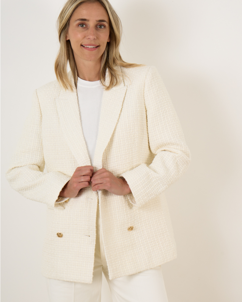 t-shirt onder blazer