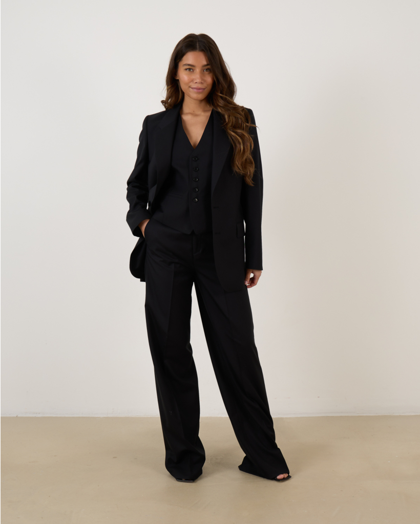 Classic Vest Black