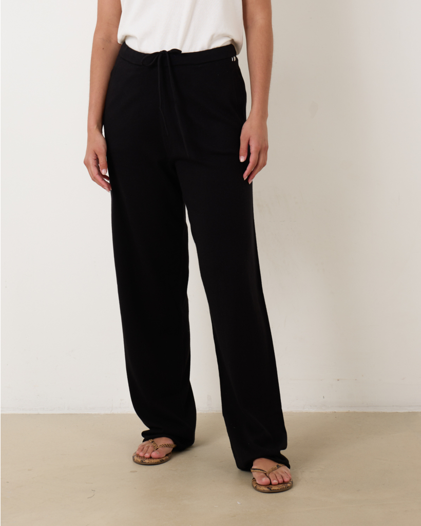 Unisex N°353 Relax Pants Raven