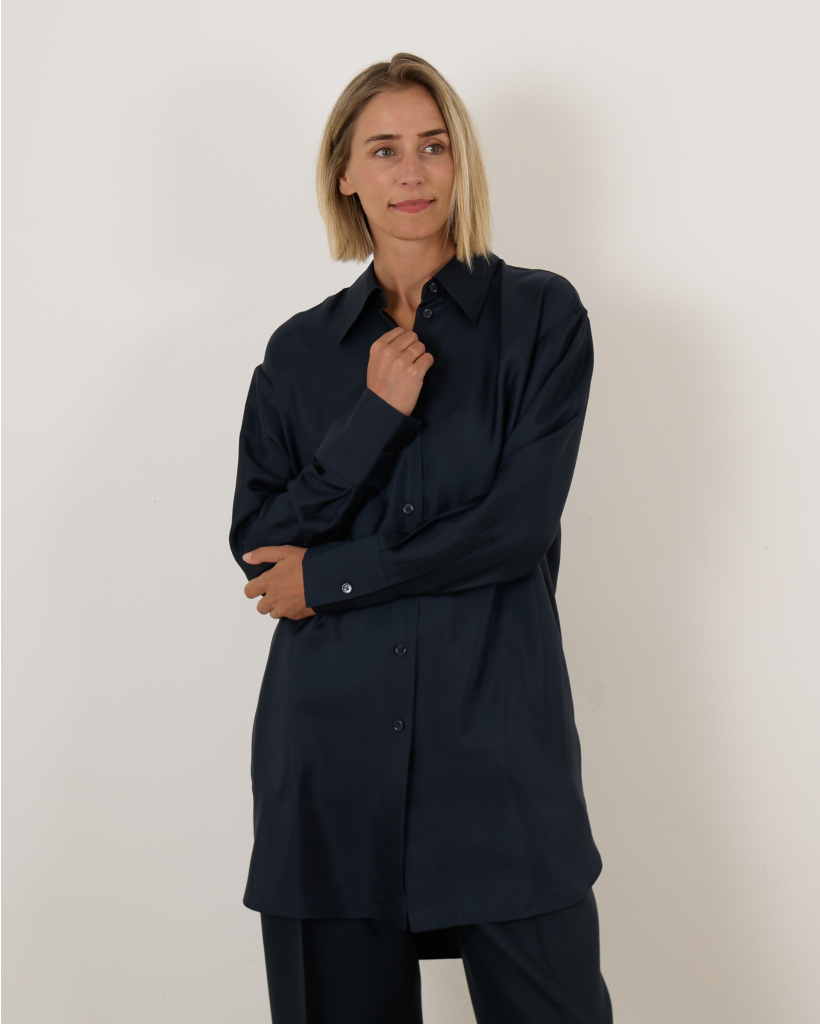 Oversized Silk Shirt Storm