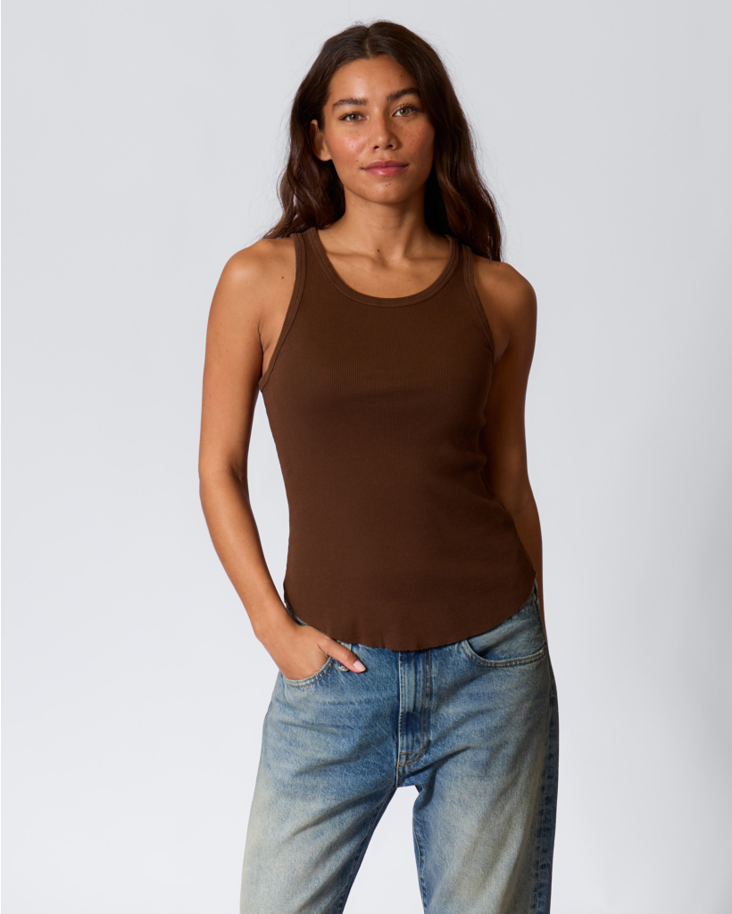 Arynn Raw Edge Fijne Rib Tank Cocao Bean