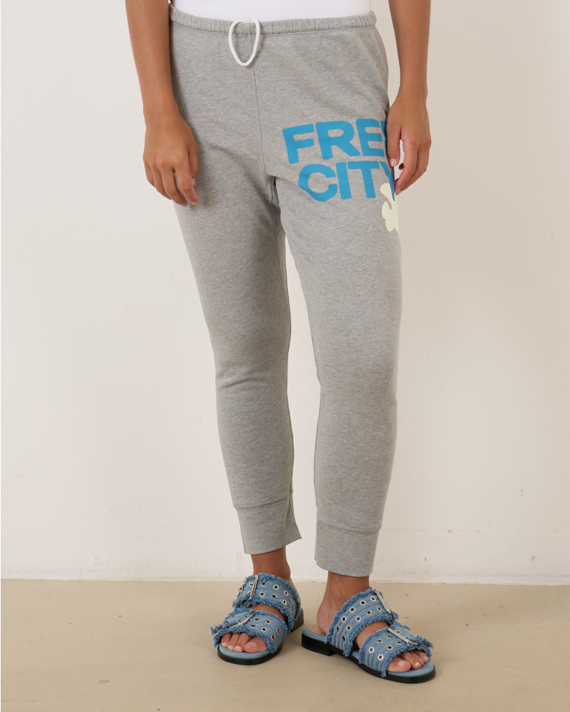 Large 3/4 Sweatpant Heather Skies