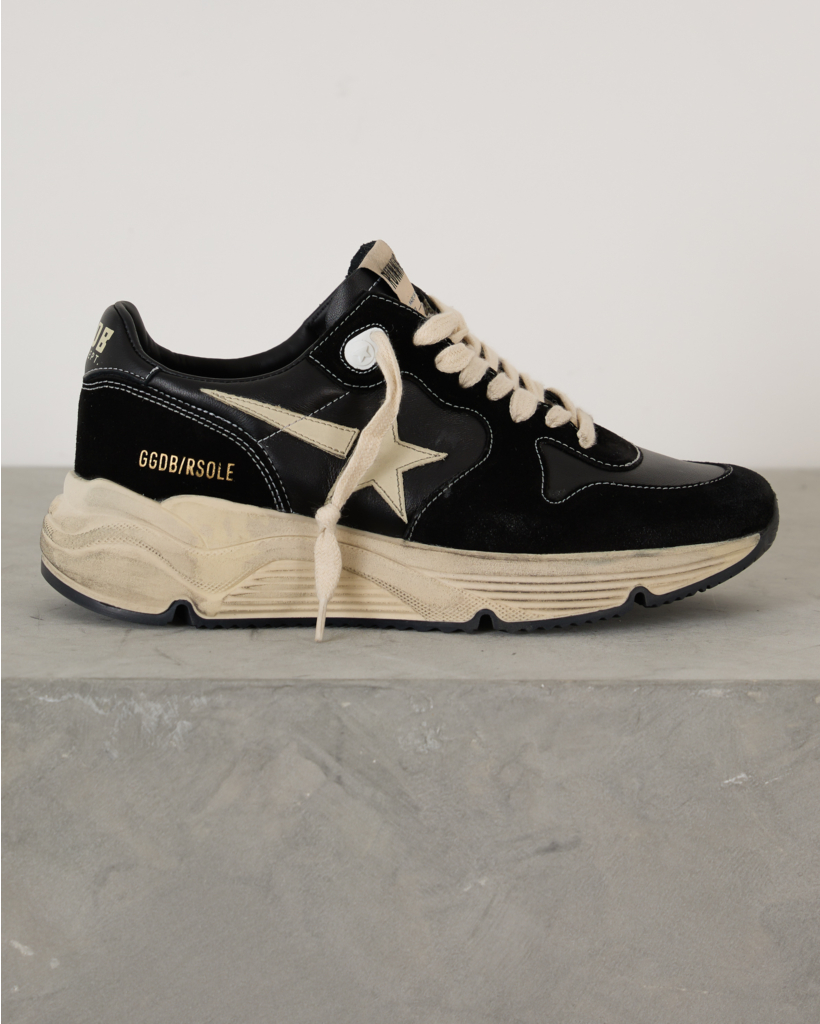 Running Sole Sneakers Black White