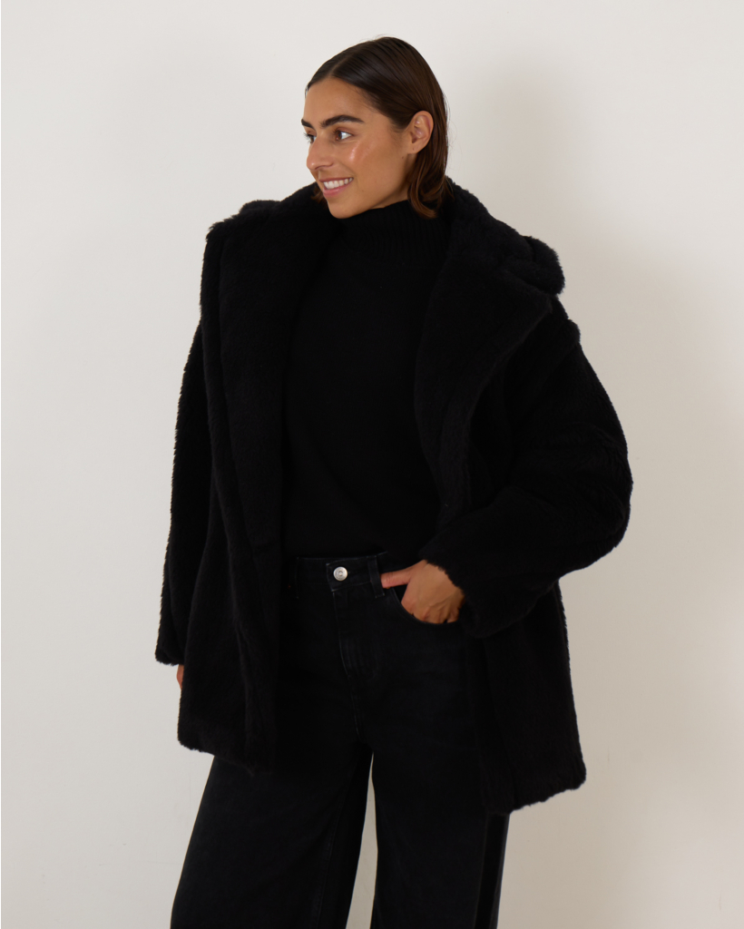 Olga Teddy Coat Black