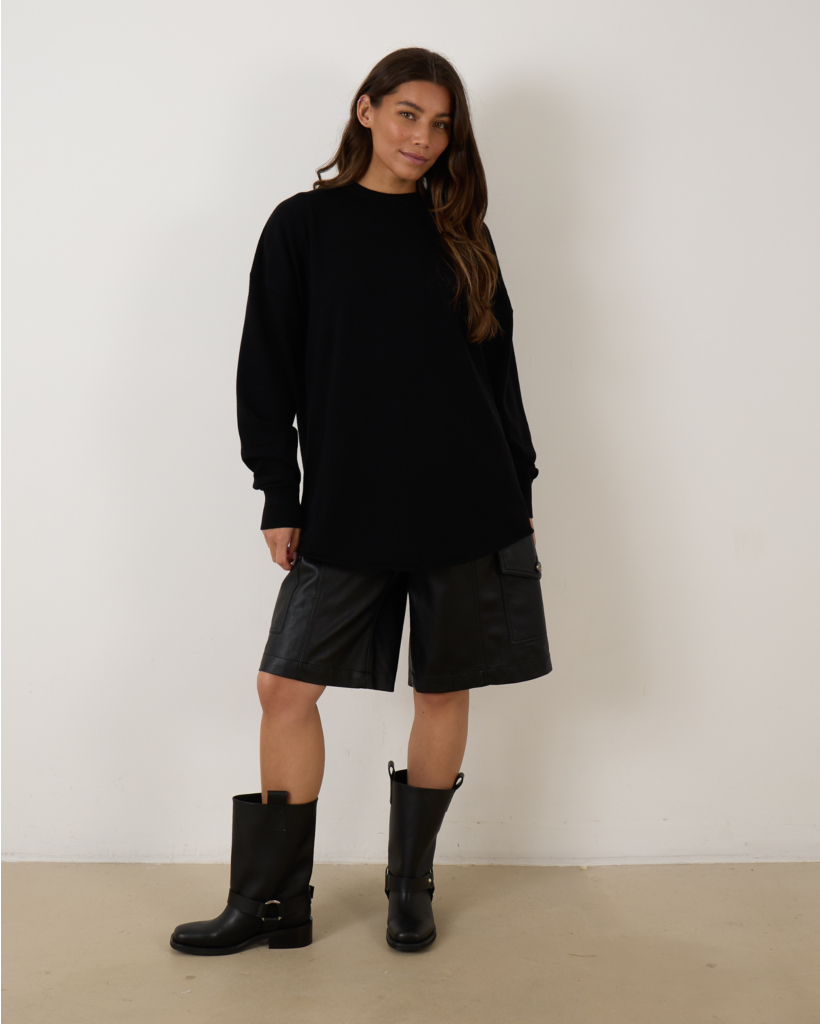 James Oversized Knit Pullover Black