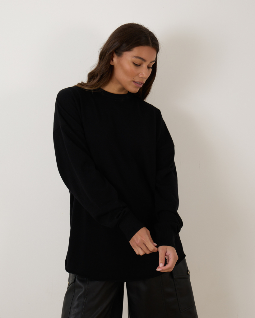 James Oversized Knit Pullover Black