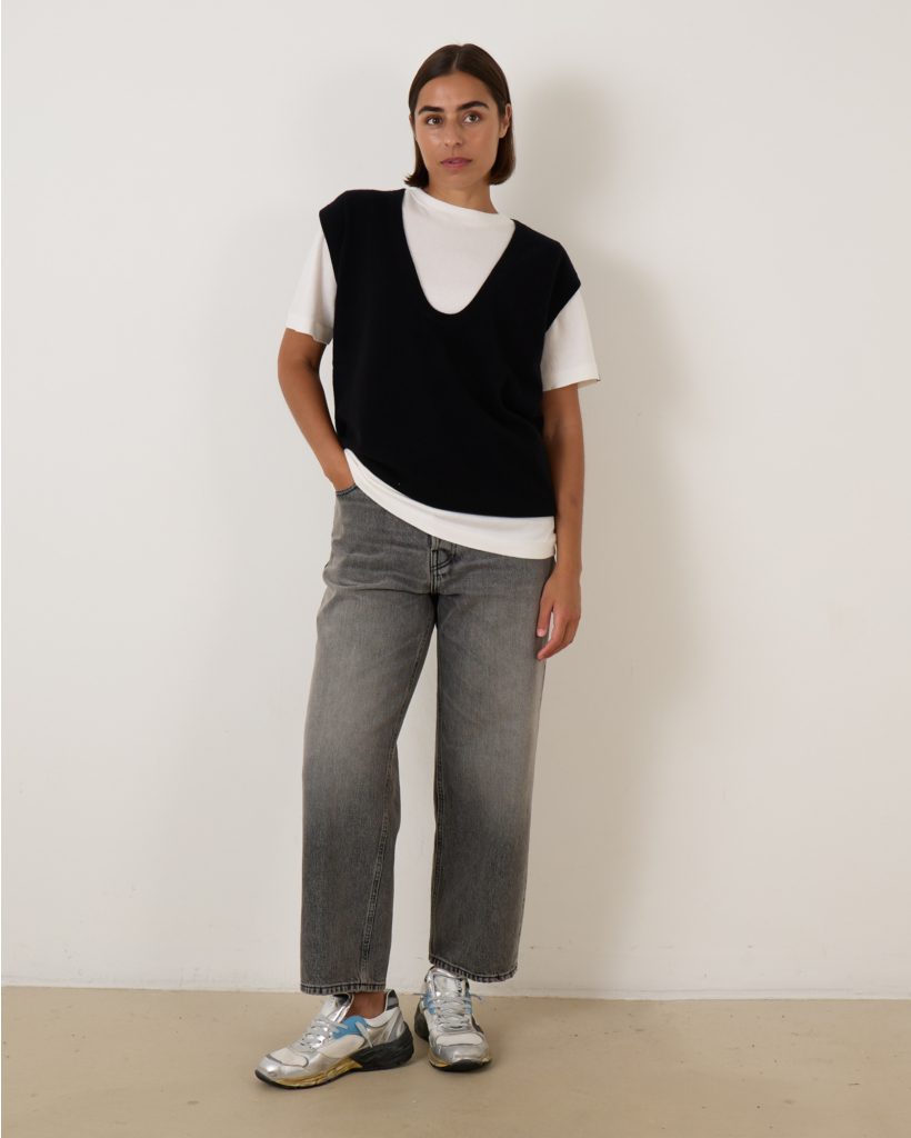 N°423 Lord Sleeveless Pullover Raven 