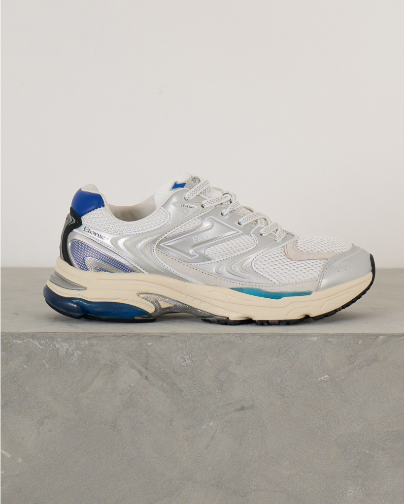 Evolution Saturn Sneaker 