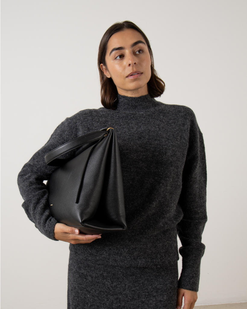 Penelope Tote Black Crust