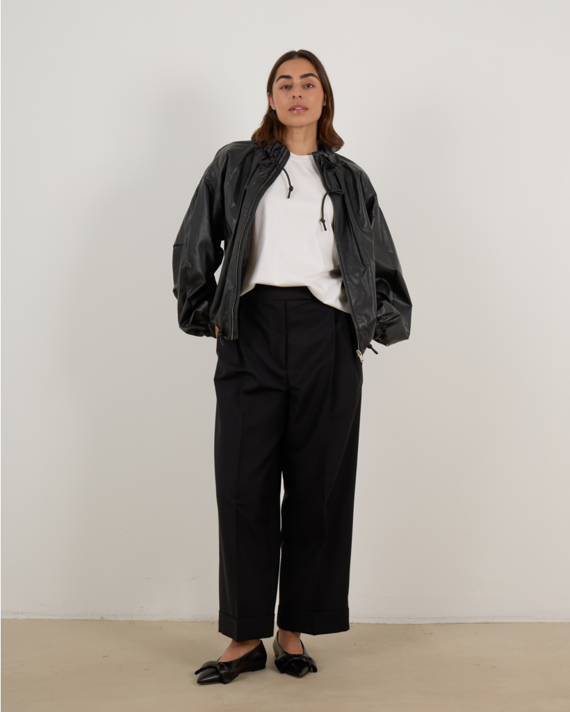 High-waist Turn-up Geplooide Pantalon Zwart