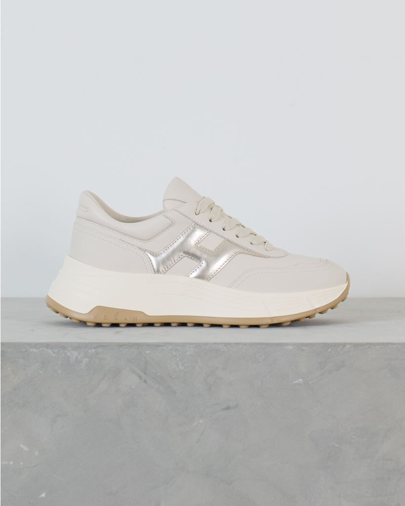 Hyperlight Suede Sneaker met Hoge Zool Off-White