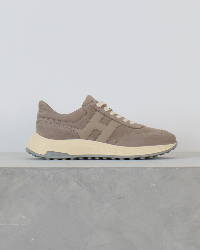 Hyperlight Suede Sneaker met Hoge Zool Taupe