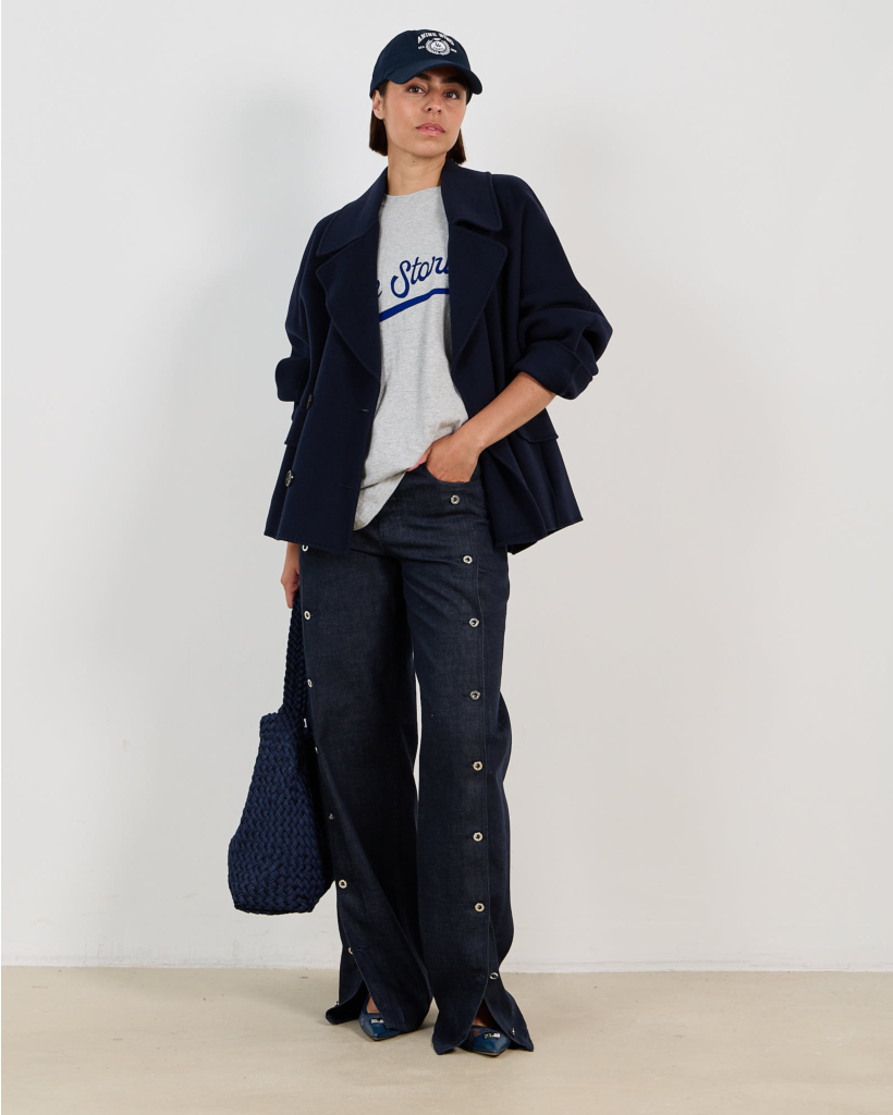 Nikka Wijde Jeans met Zilveren Knoopdetail Donkerblauw