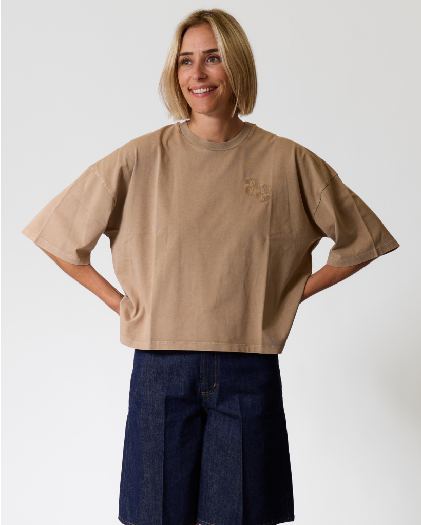 Eloise Boxy T-shirt met Print Beige