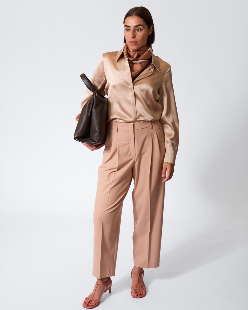 Tapered Pantalon met Plooien Nude
