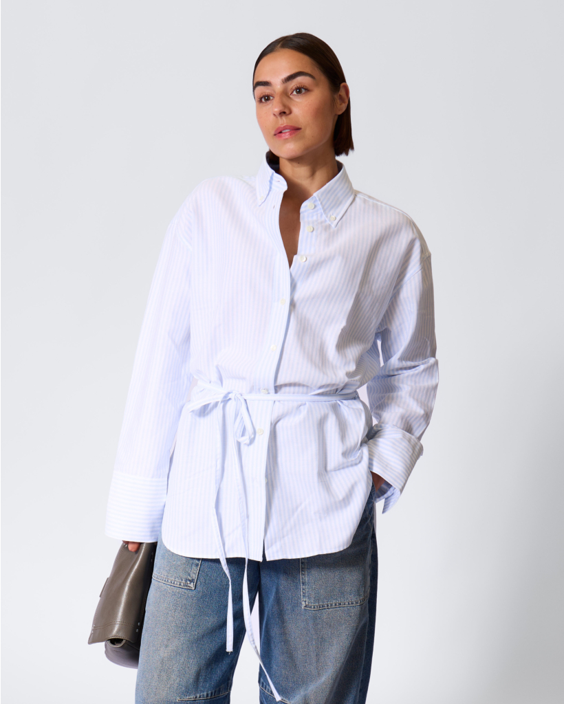 Oxford Gestreepte Blouse met Ceintuur Powder Blue