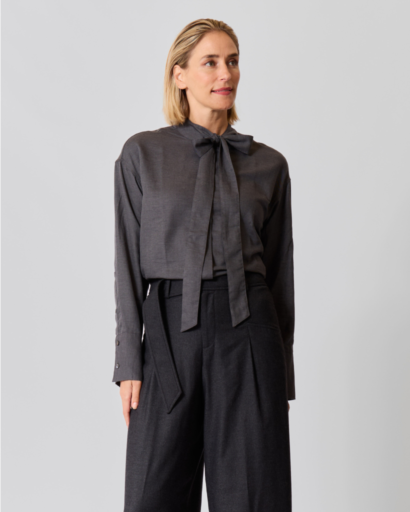 Blouse met Strikhals Antraciet