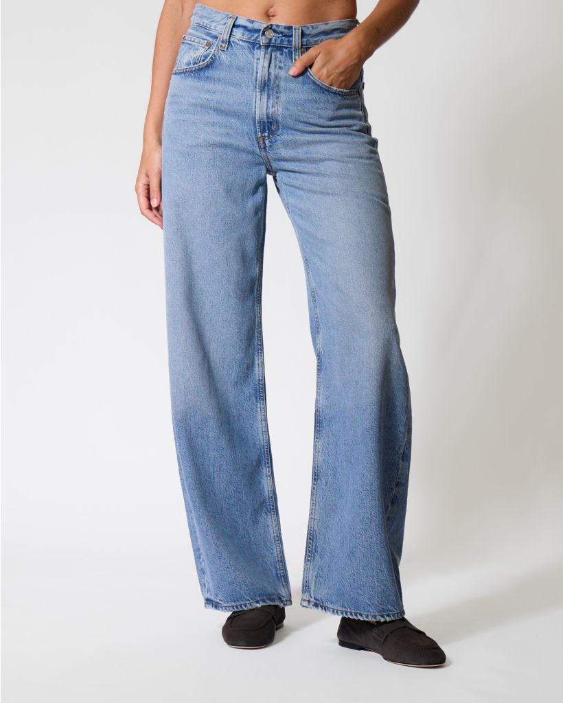Flyweight Reset Low Curve Jean 