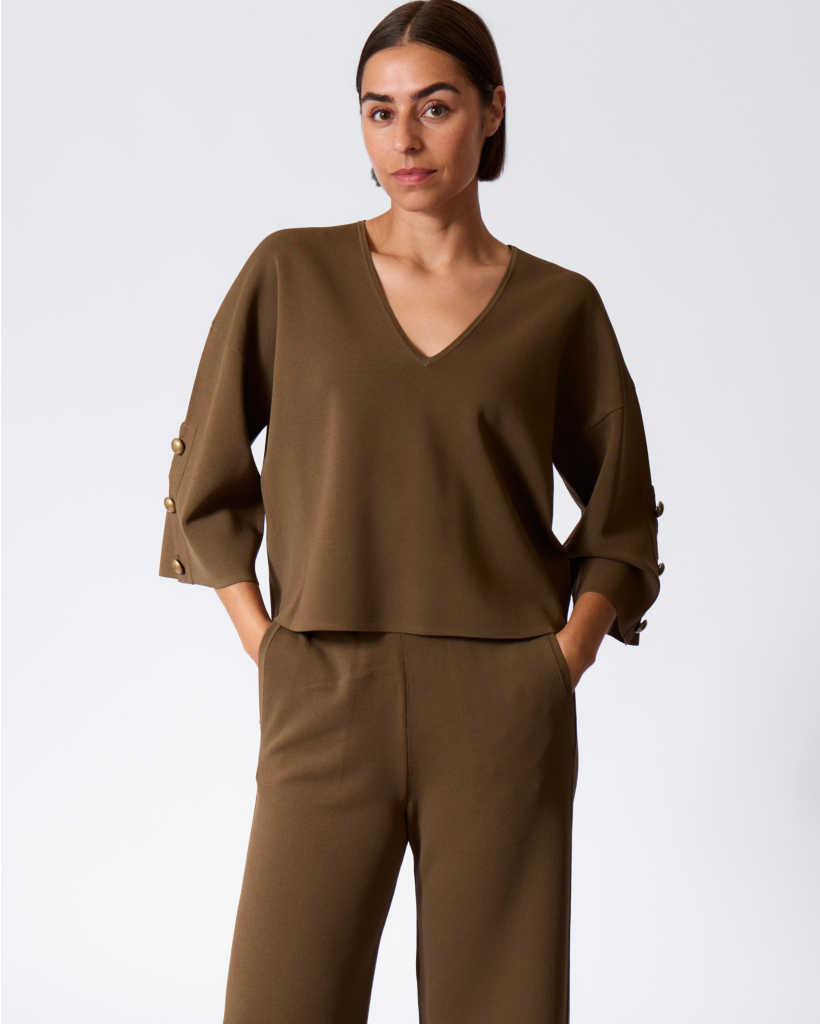 Formosa Jersey Sweater met Gouden Knopen Mud