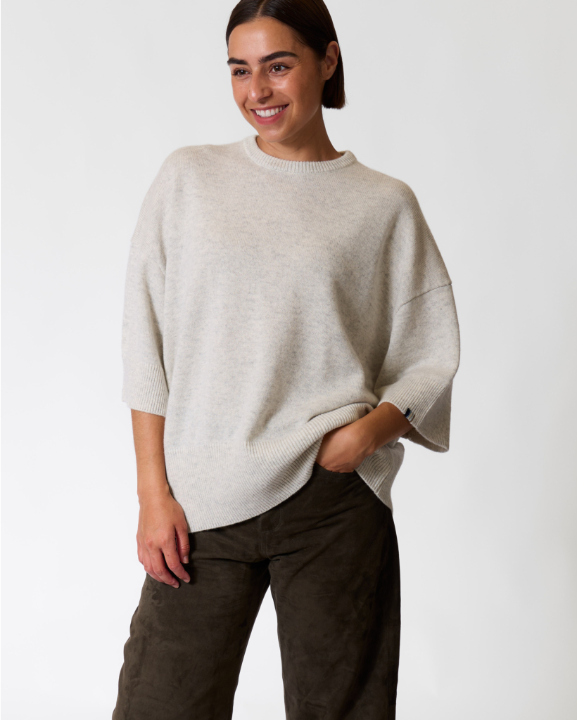 Sassie Kasjmier Korte Mouw Sweater Mineral