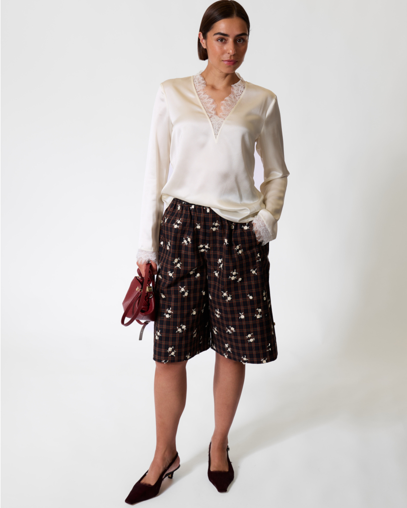 Printed Check Flower Bermuda Cappuccino