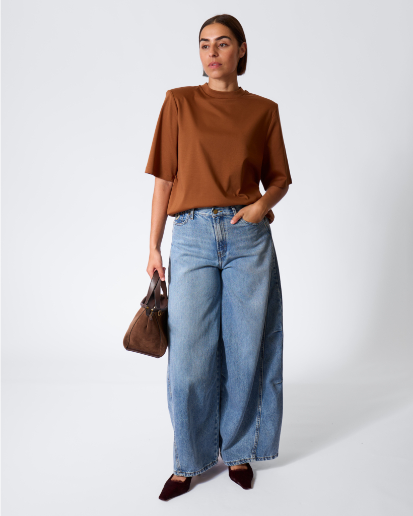 Tadura T-shirt met Schouderpads Cognac
