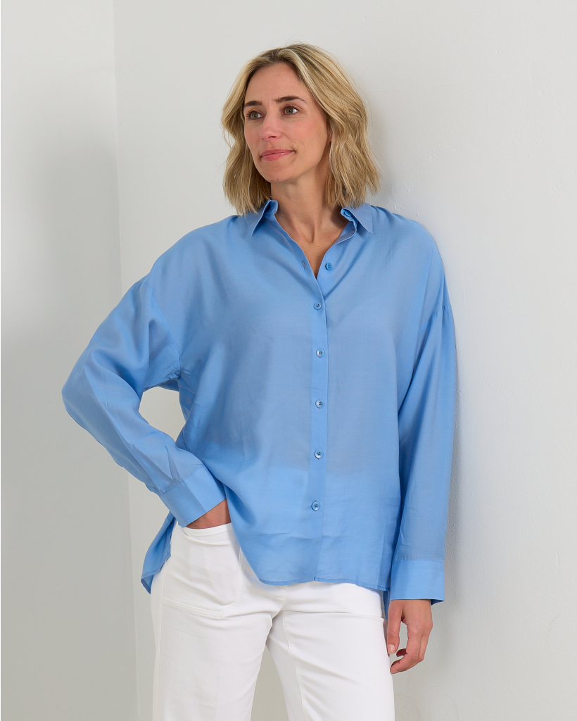 Ultra Light Silk Tencel Oversized Shirt Blauw