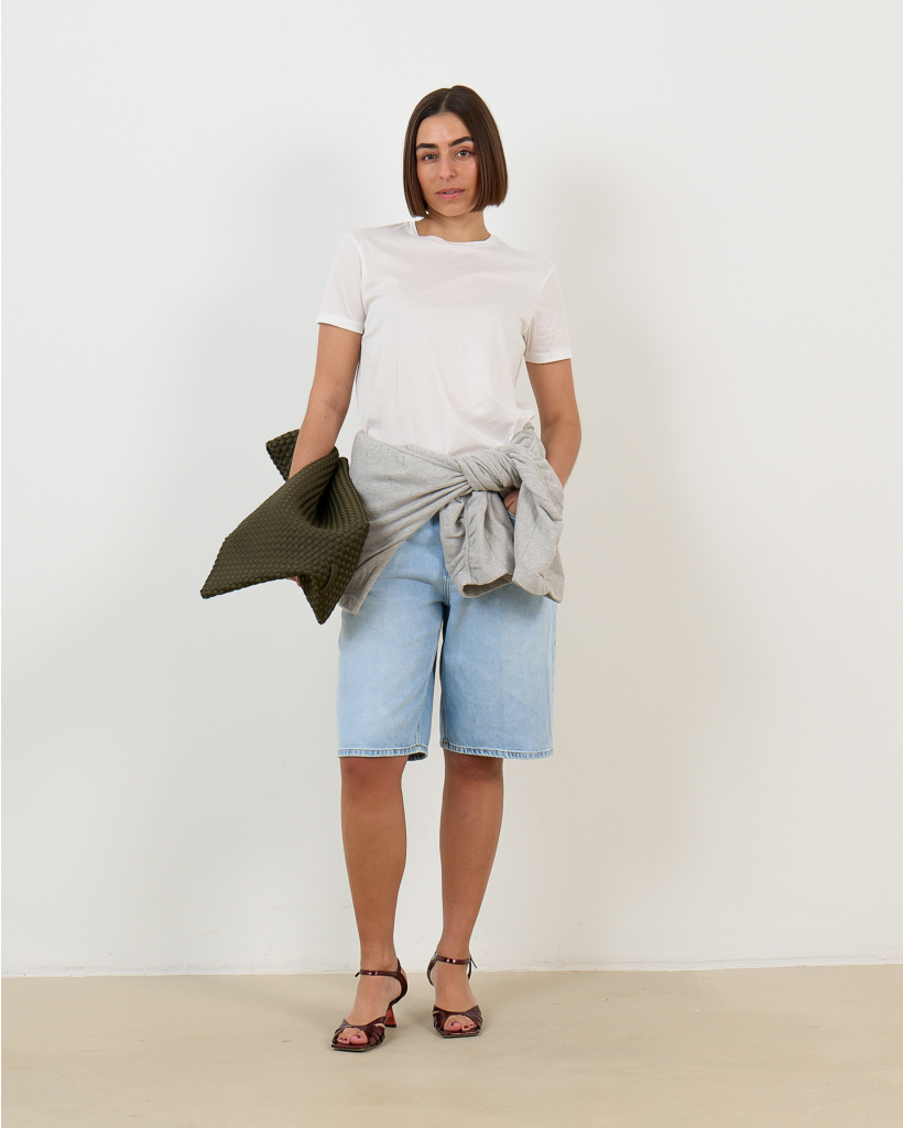 Jenika Bermuda Denim Short Lichtblauw