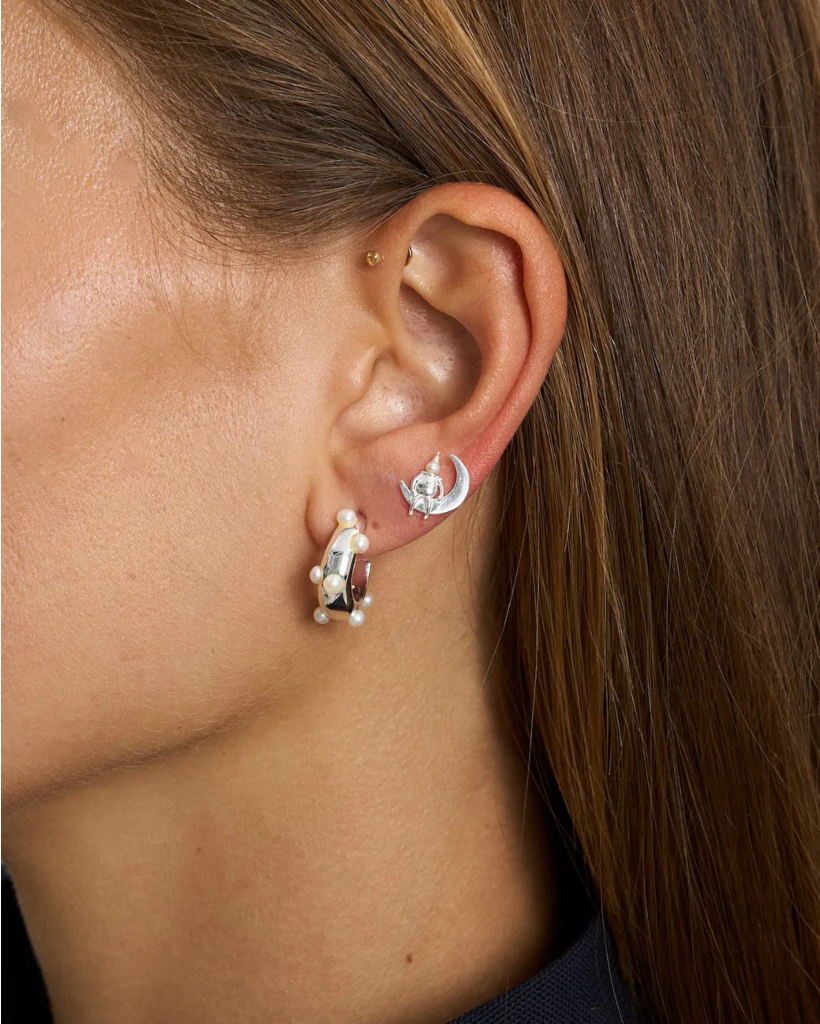 Small Ovation Hoop Earrings Silver