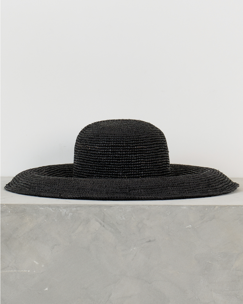 Muse Hoed van Raffia Zwart