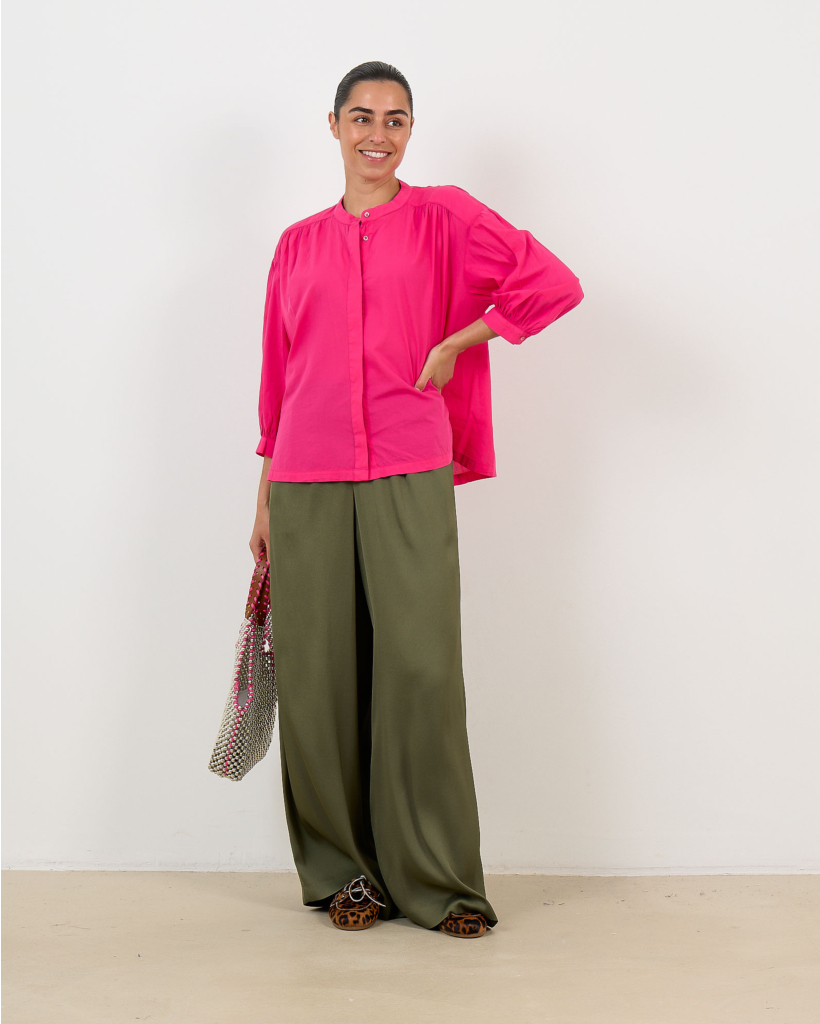 Carla Mandarin Collar Bloue Hibis