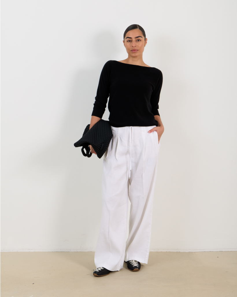 Boat neck pullover black 