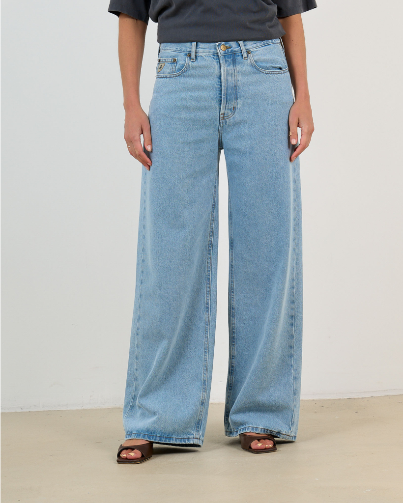 Skater Loose Low Rise jeans Diplomatico Bleach L32