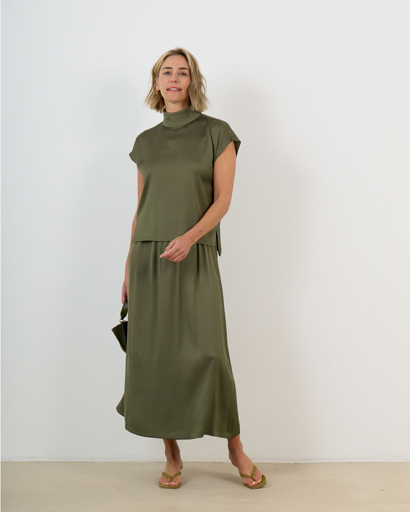 Idonea Midirok met Elastische Tailleband in Satijn Groen
