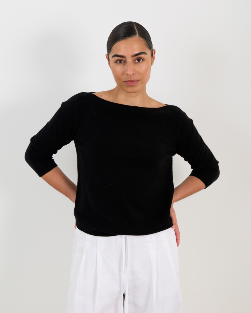Boat neck pullover black 