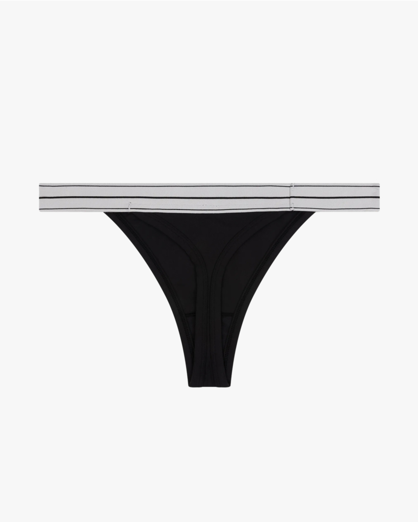 Roomie thong with mid-waist in black