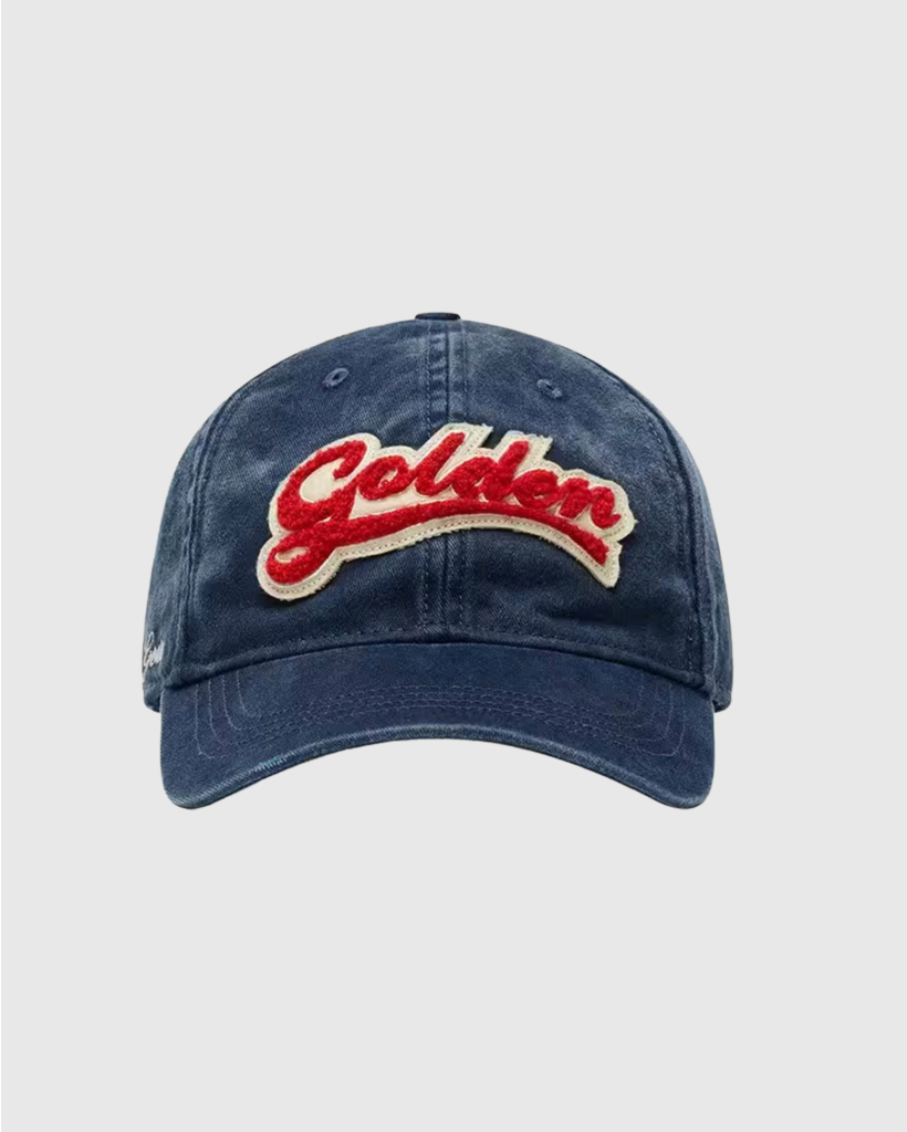 Denim Baseball Pet met Rode 'Golden' Patch