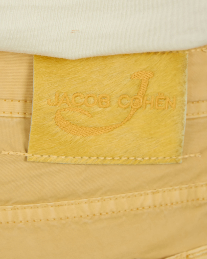Jacob Cohën Short yellow J6613