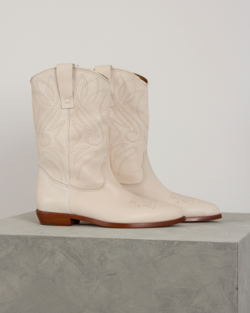Closed Western Boots Ivory