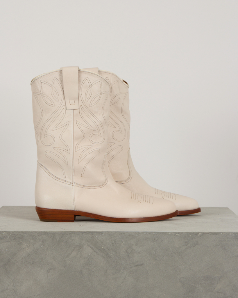 Closed Western Boots Ivory