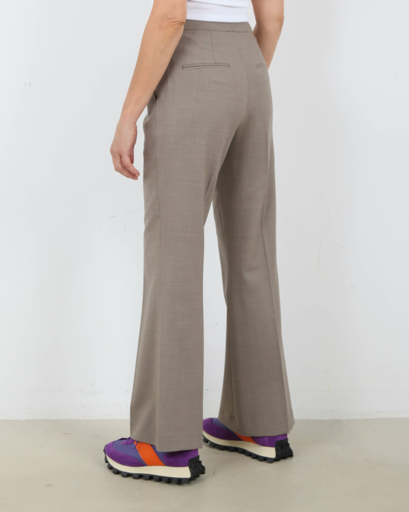 One and Other pantalon slim fit dames sandstone