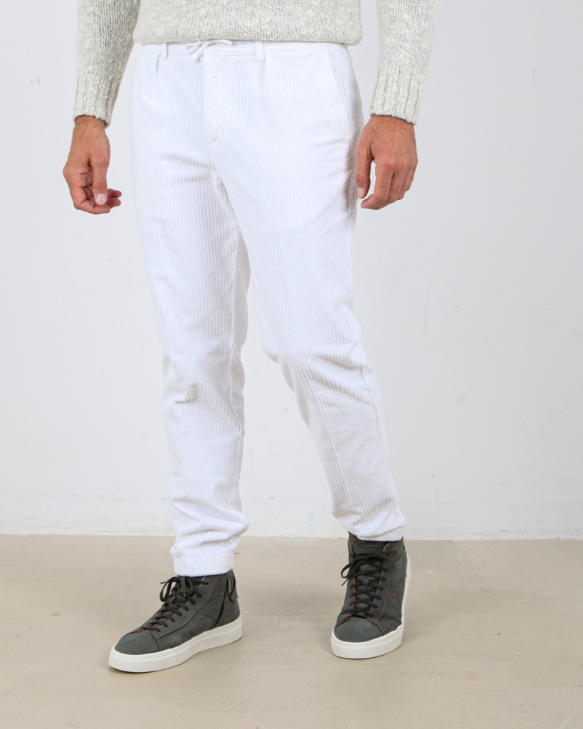 04651/ A trip in a bag Pantalon casual white