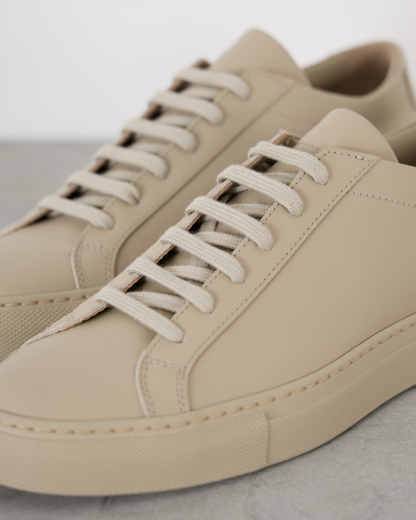 Common projects dames Sneaker achilles low taupe