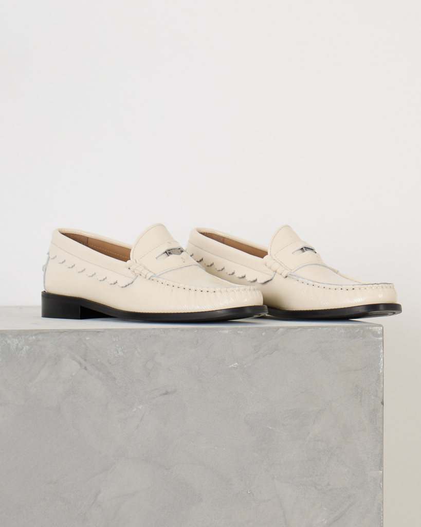 Toral Coin Leather Loafers Creme