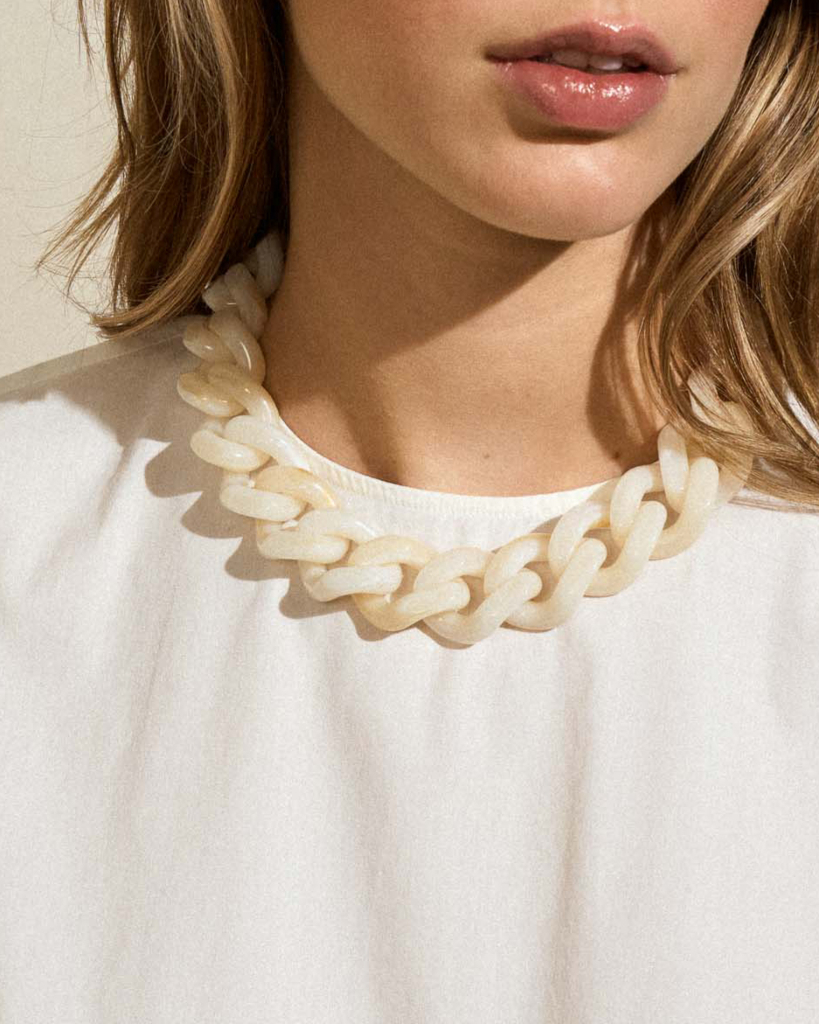 Flat Chain Necklace Pearl Marble
