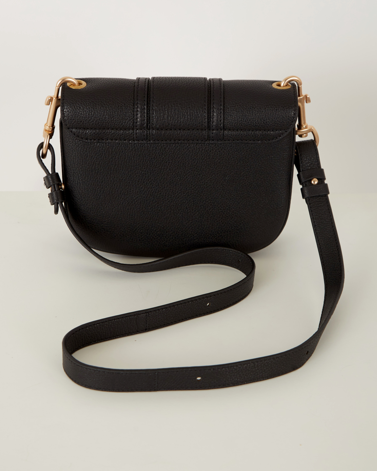 hana Hana Medium black