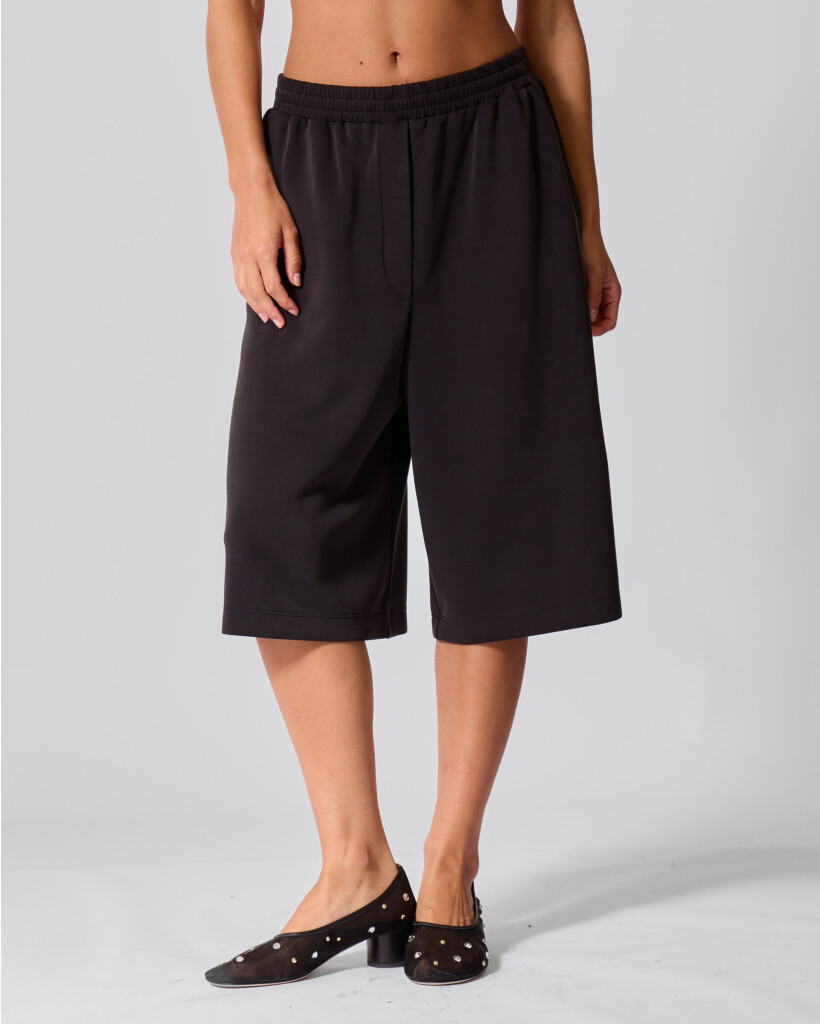 Feather Weight Drawstring Bermuda Zwart