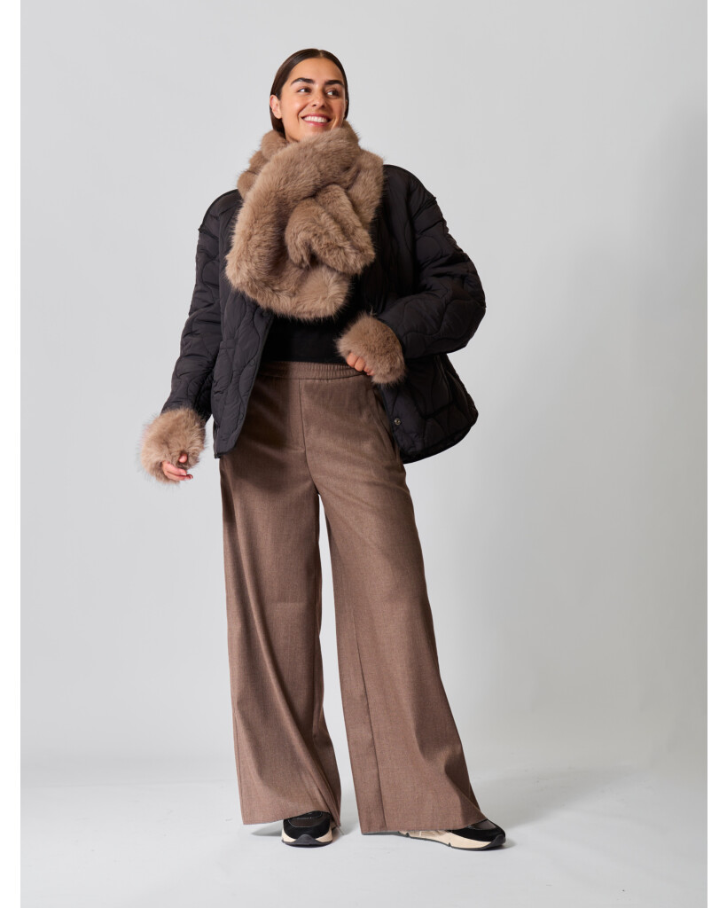 Logan Faux Fur Sjaal Taupe
